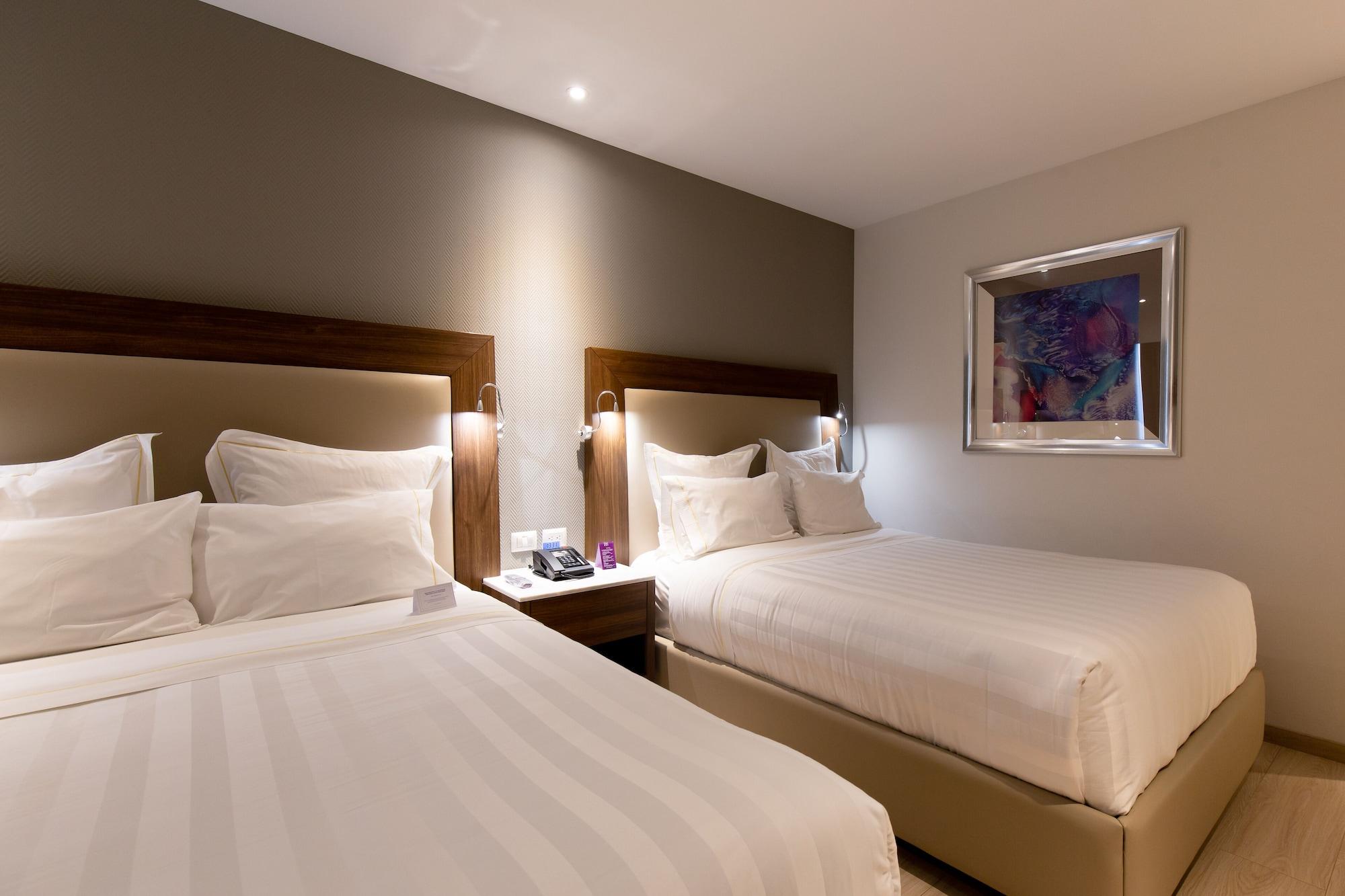 Hs Hotsson Hotel Ирапуато Екстериор снимка