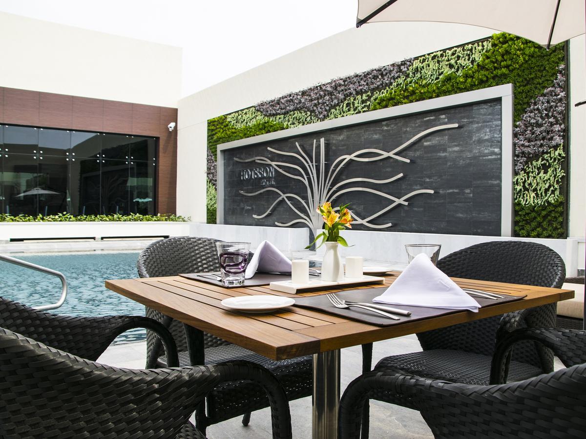 Hs Hotsson Hotel Ирапуато Екстериор снимка