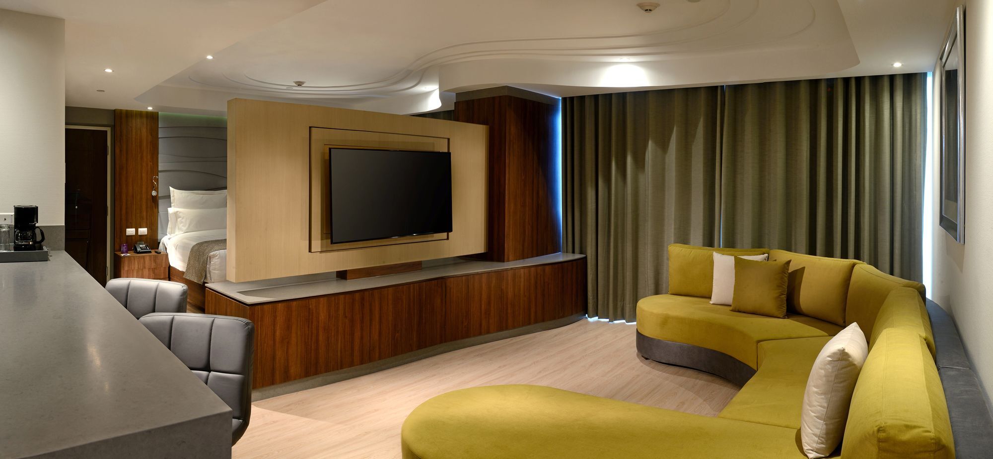 Hs Hotsson Hotel Ирапуато Екстериор снимка